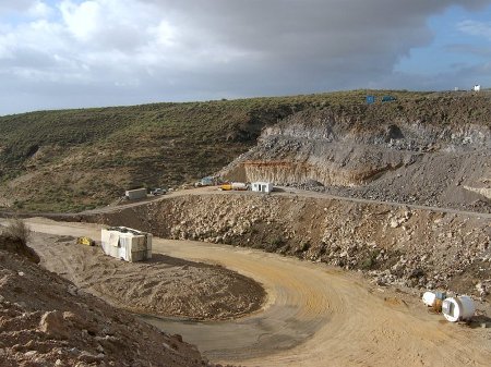 Obras junto al vertedero de Arico