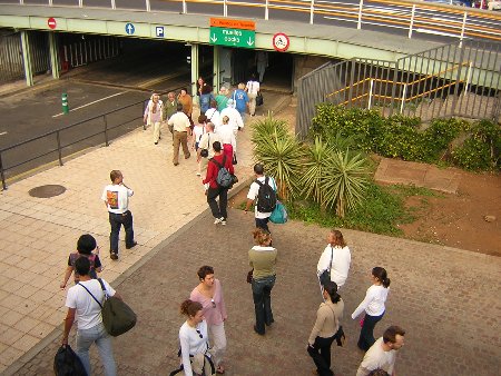 Acceso al Muelle de Enlace