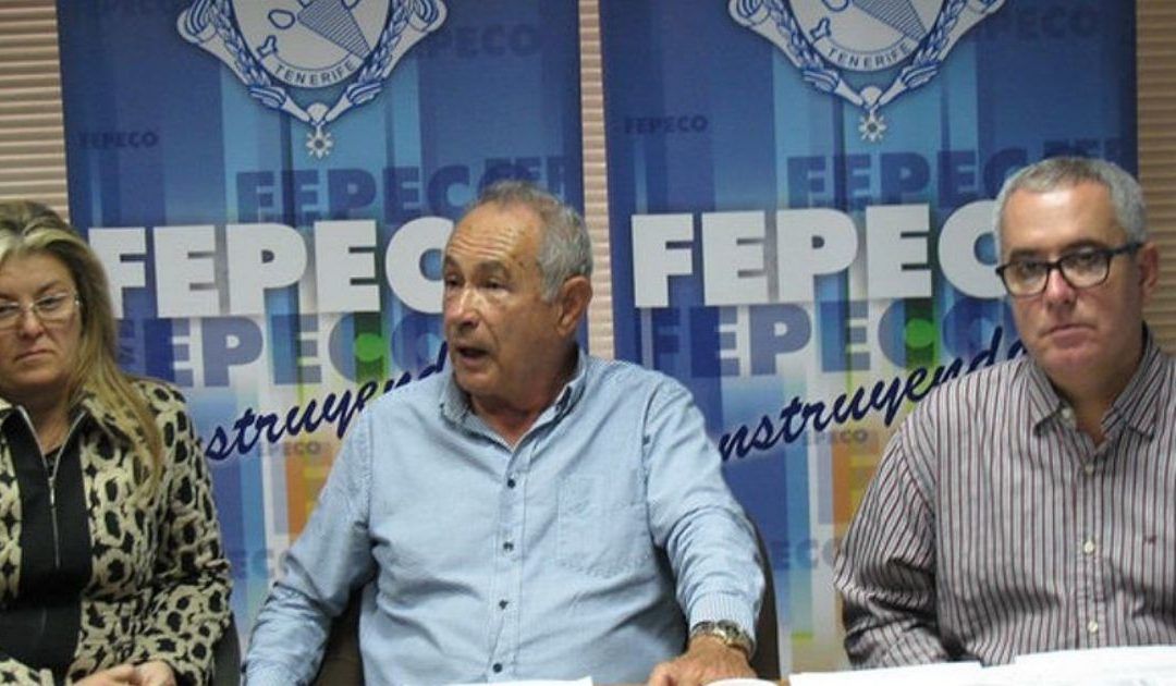 Óscar Izquierdo y Antonio Plasencia representando a Fepeco